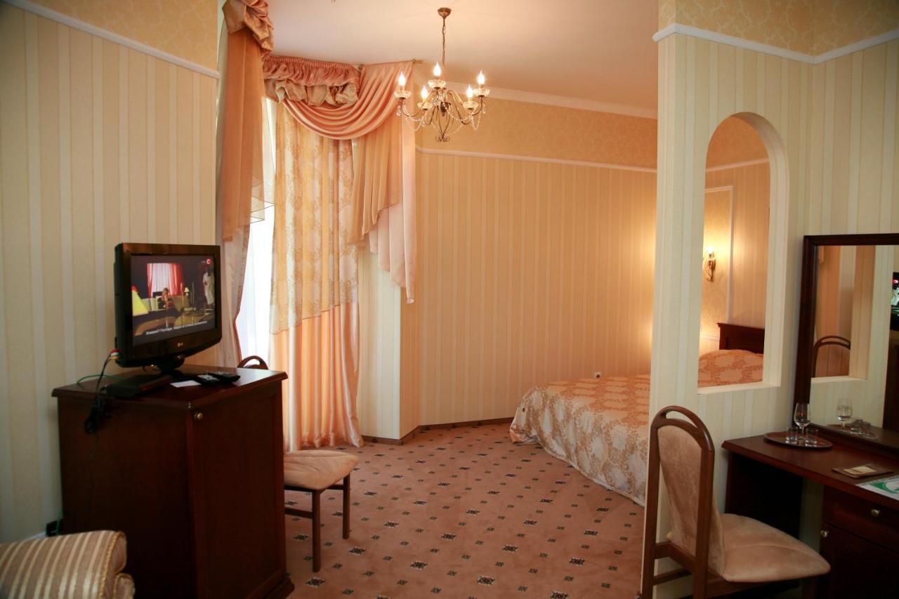 Optima Collection Park Hotel Ivano-Frankivsk Exteriér fotografie
