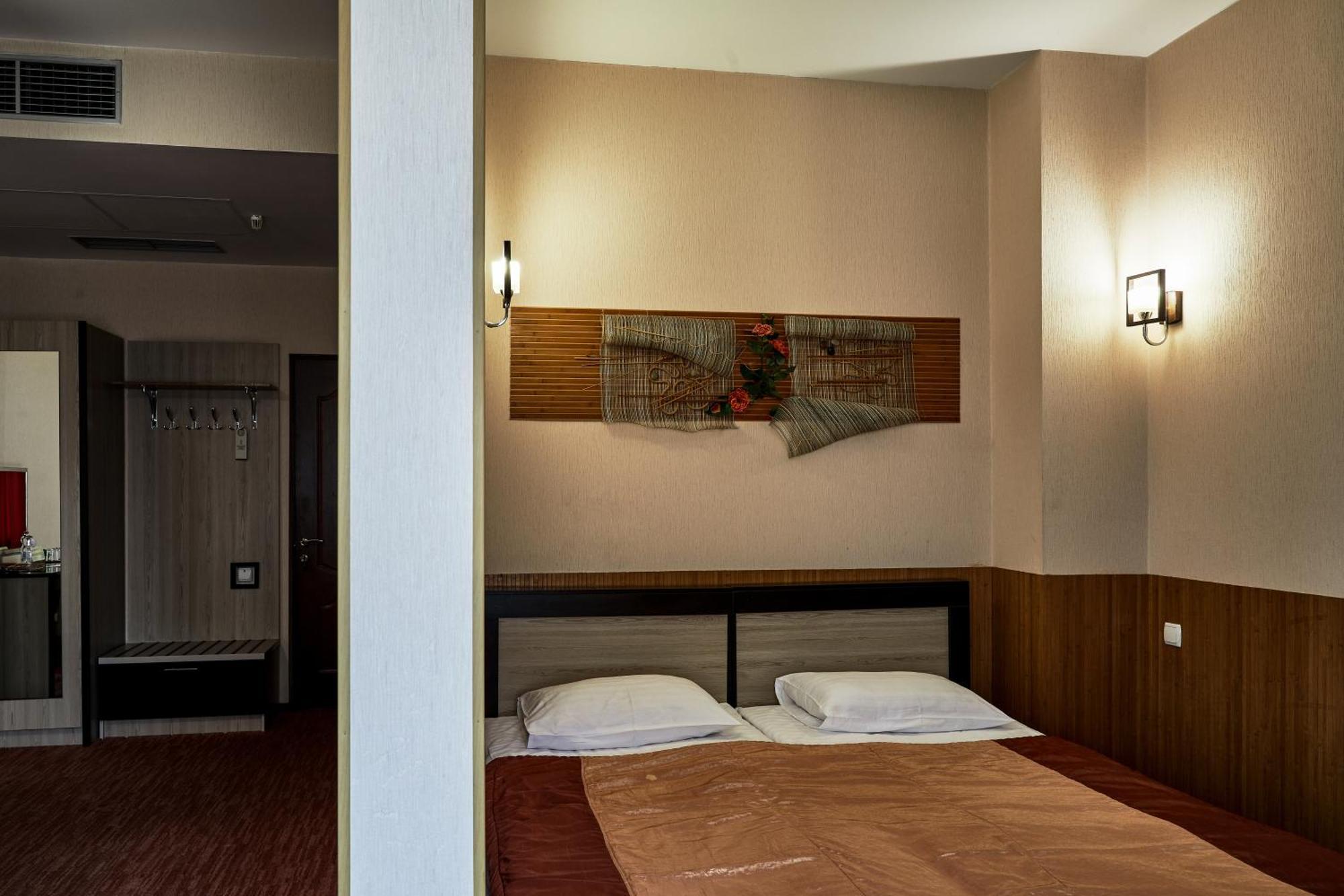 Optima Collection Park Hotel Ivano-Frankivsk Pokoj fotografie