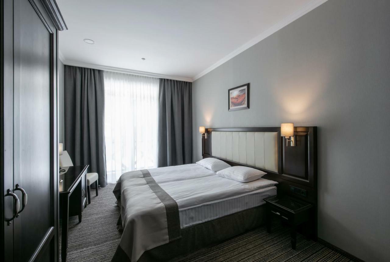 Optima Collection Park Hotel Ivano-Frankivsk Exteriér fotografie