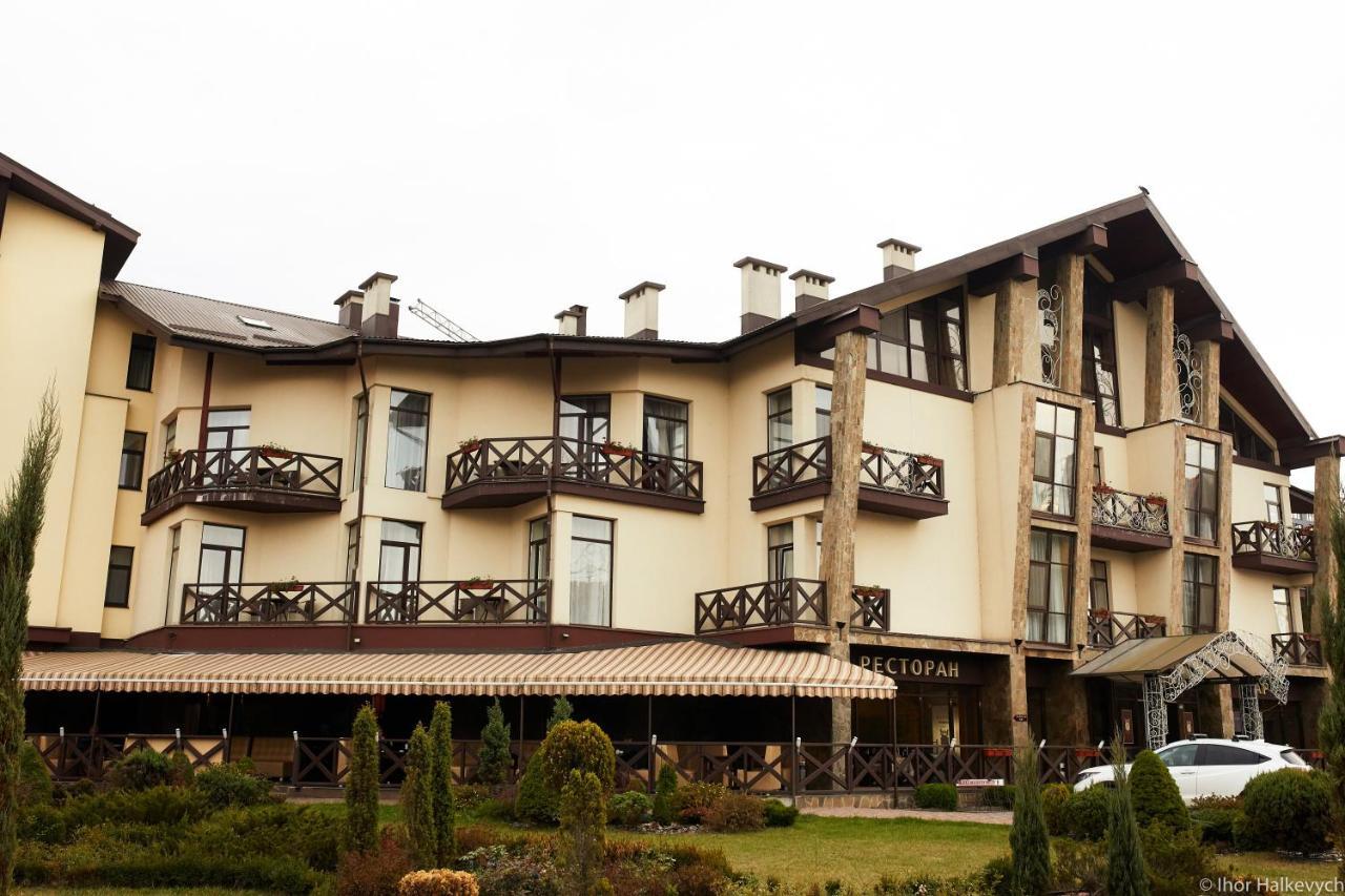 Optima Collection Park Hotel Ivano-Frankivsk Exteriér fotografie
