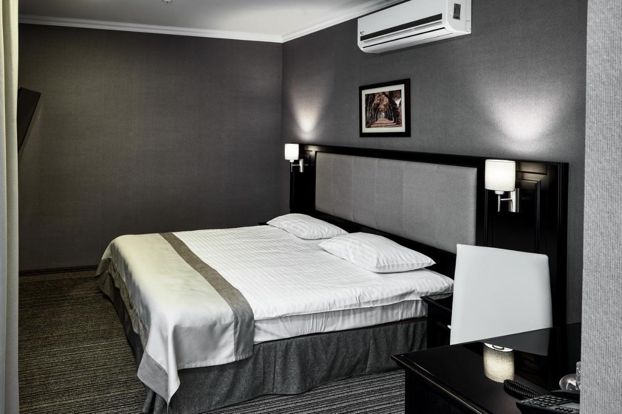 Optima Collection Park Hotel Ivano-Frankivsk Exteriér fotografie
